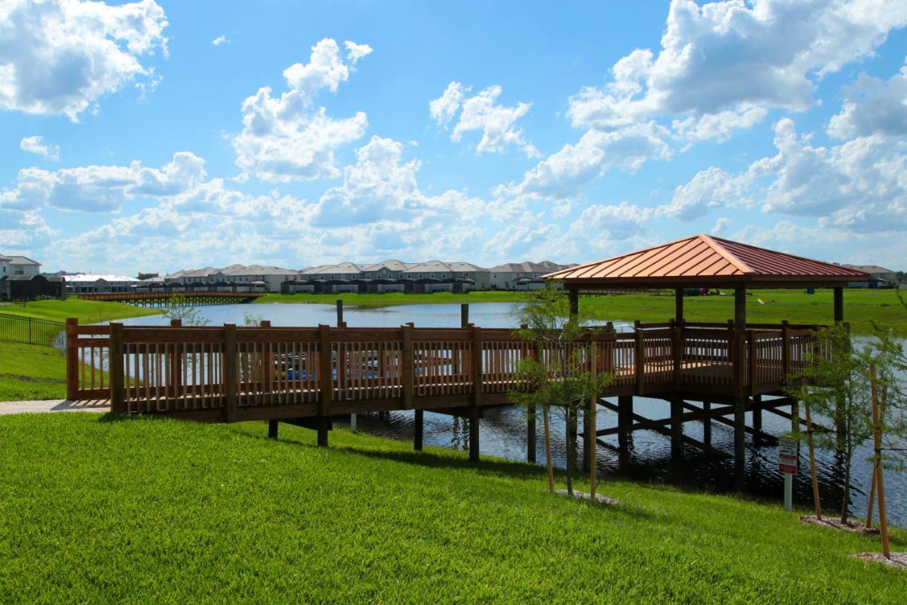 Apartment Luxurious 2 Bedroom Close To Disney 303