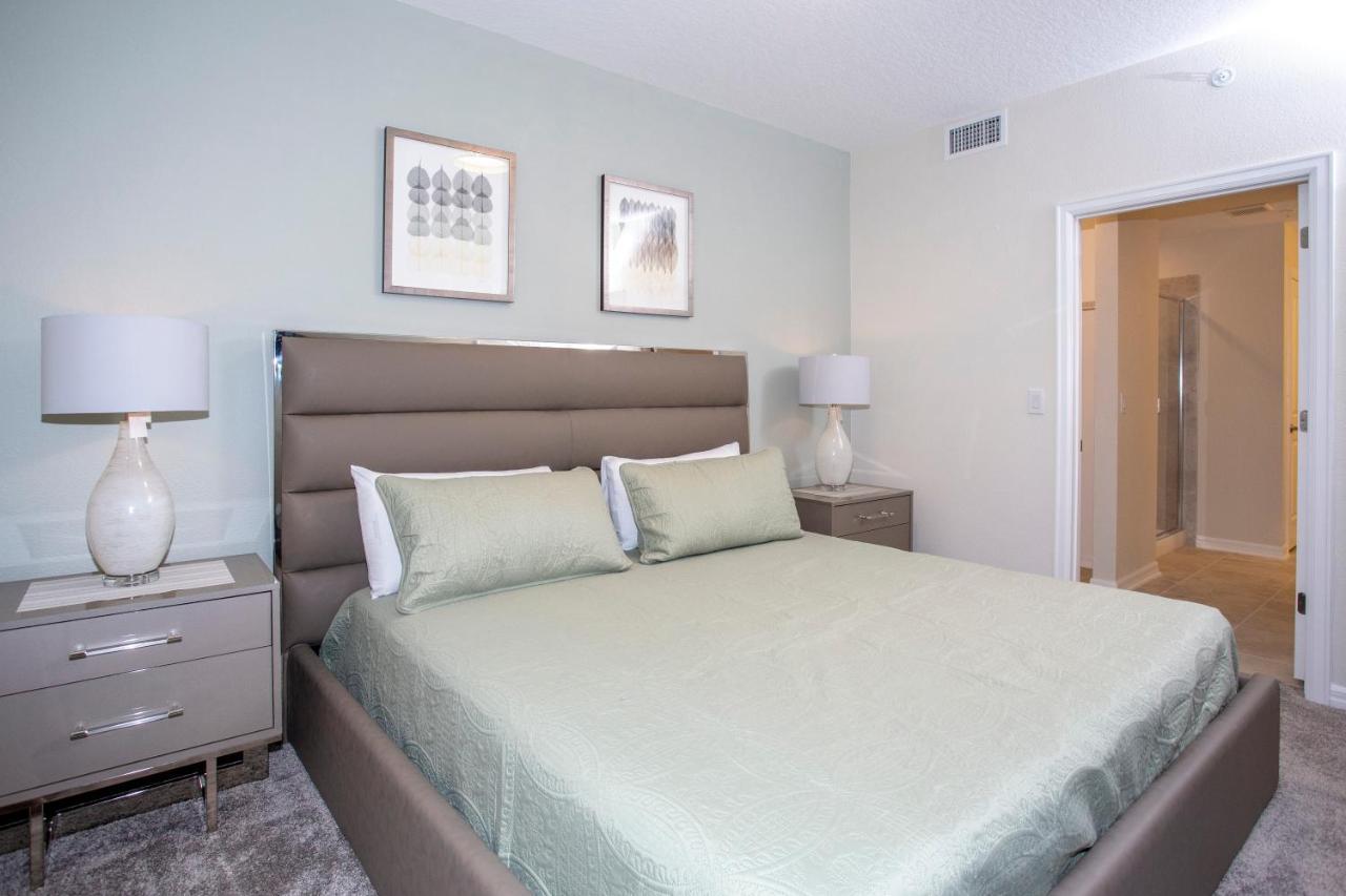 Luxurious 2 Bedroom Close To Disney 303 *